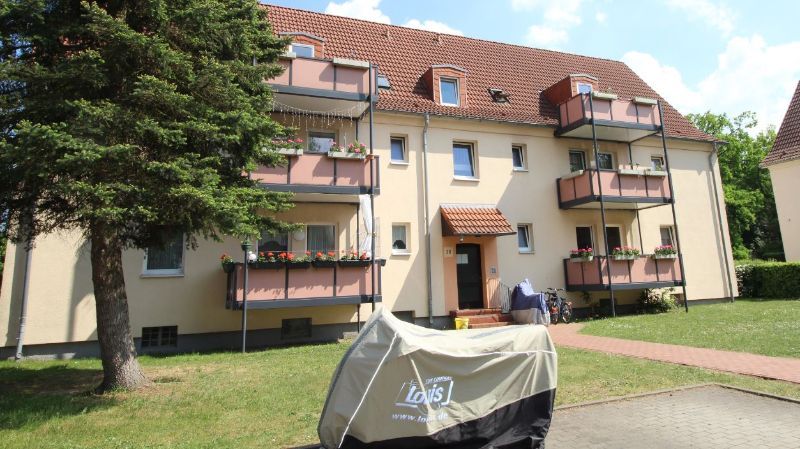 4-Zimmer-Wohnung mit  2 Bädern und 2 Balkonen